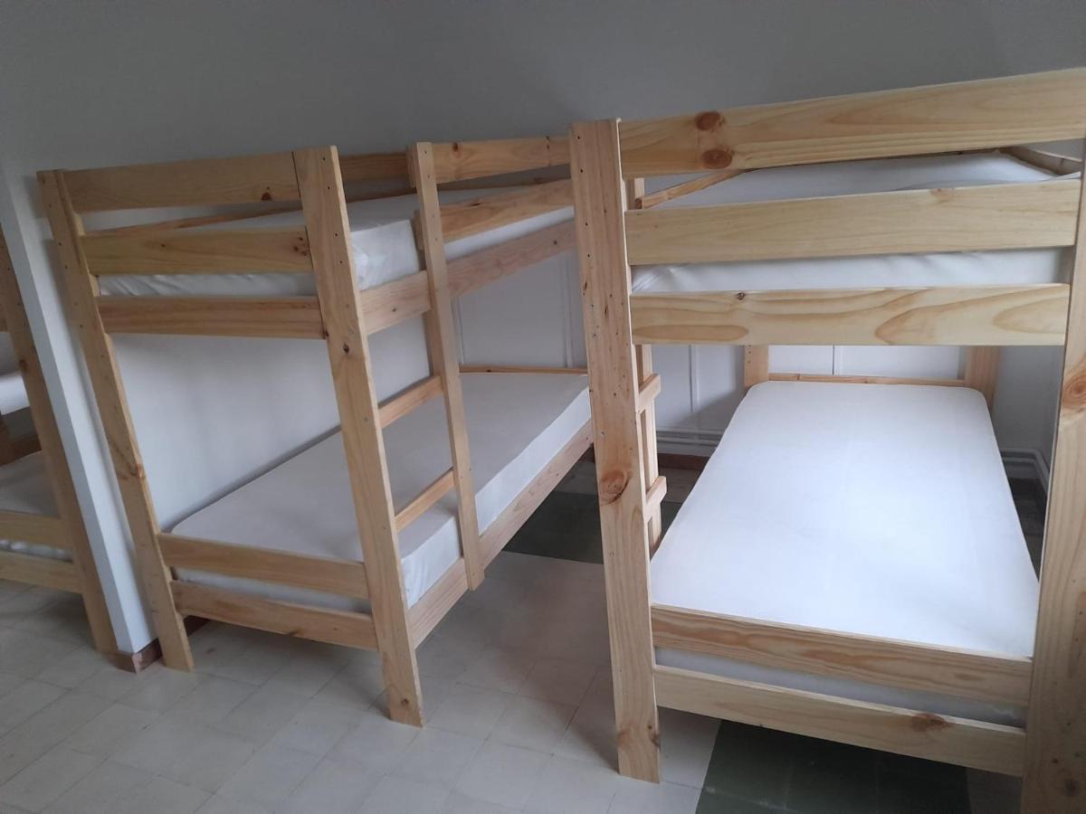 Albergue De Siresa Bagian luar foto