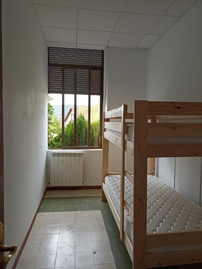 Albergue De Siresa Bagian luar foto